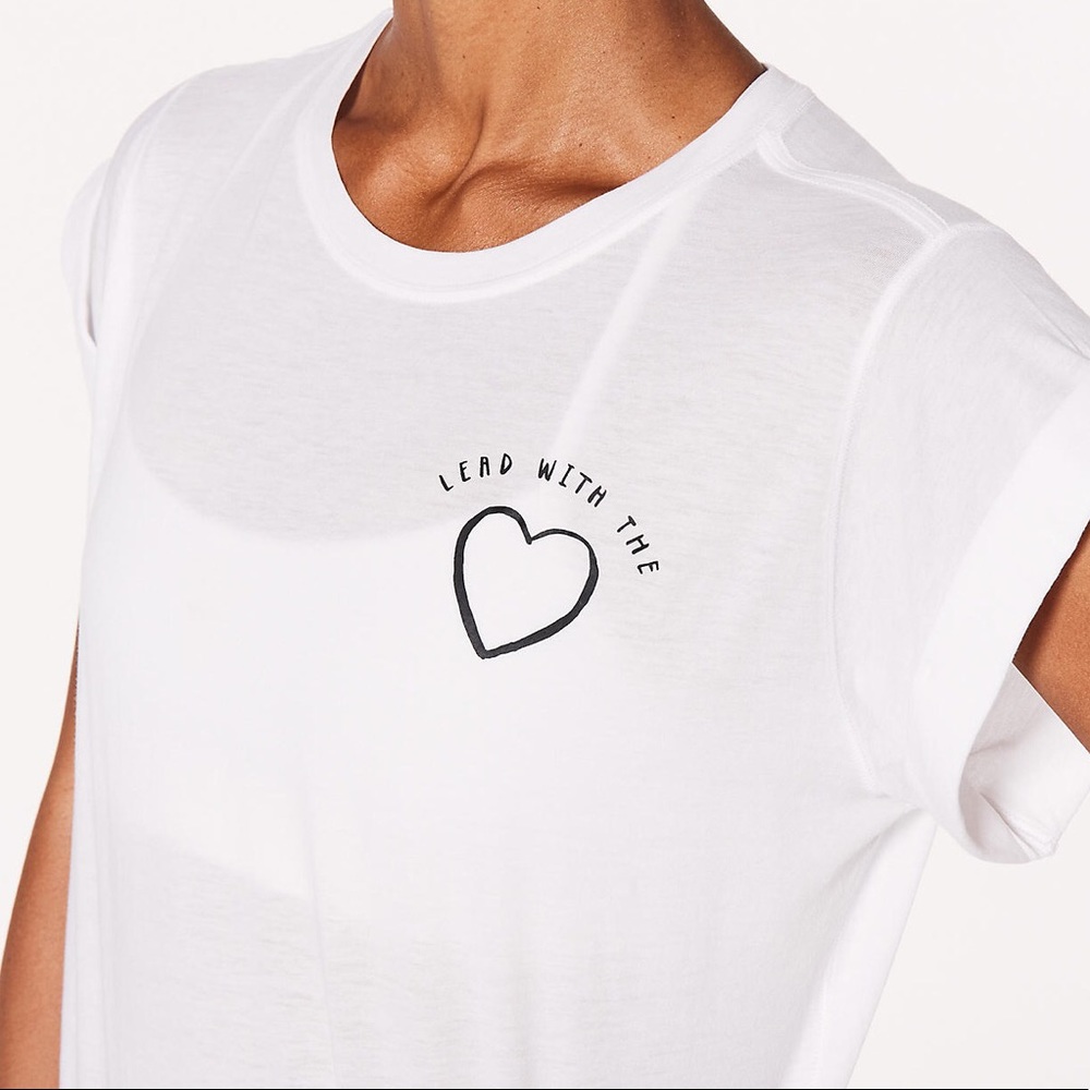 Lululemon roll around tee expression NWOT